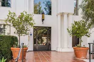10648 Woodbridge St, Toluca Lake, CA 91602 - Photo 1