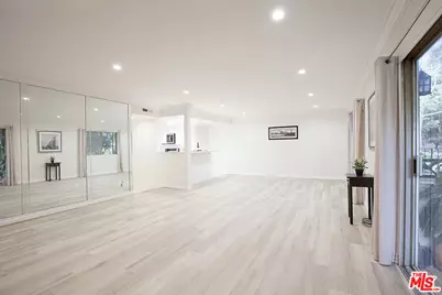 6708 Hillpark Dr #202, Los Angeles, CA 90068 - Photo 1