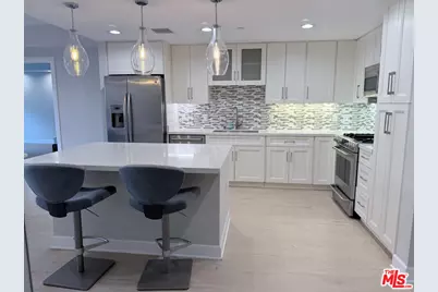 5015 Balboa Blvd #201, Encino, CA 91316 - Photo 1