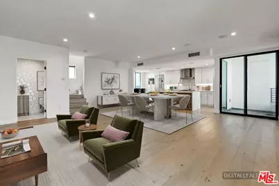 733 N Gramercy Pl, Los Angeles, CA 90038 - Photo 1