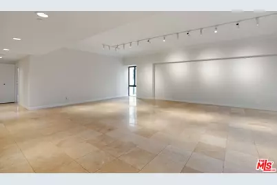 10445 Wilshire Blvd #305, Los Angeles, CA 90024 - Photo 1