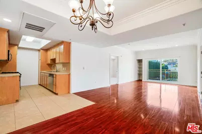 3328 Oakhurst Ave #105, Los Angeles, CA 90034 - Photo 1