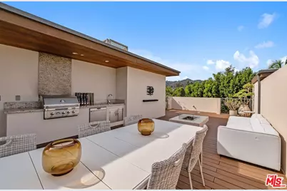 1251 N Formosa Ave, West Hollywood, CA 90046 - Photo 1