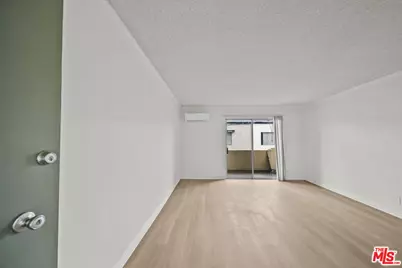 8371 Northgate Ave #16, Canoga Park, CA 91304 - Photo 1