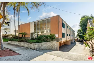525 N Francisca Ave, Redondo Beach, CA 90277 - Photo 1