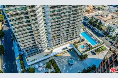 11750 SW Wilshire Blvd #1811, Los Angeles, CA 90025 - Photo 1
