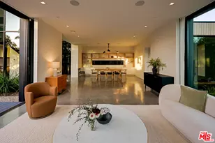 901 Flower Ave, Venice, CA 90291 - Photo 1