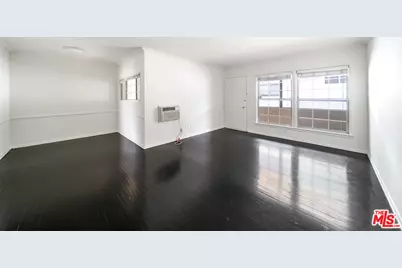 1051 S Holt #E, Los Angeles, CA 90035 - Photo 1