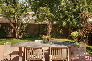 1633 Santa Barbara Ave, Glendale, CA 91208 - Photo 1
