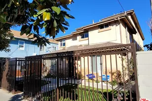 887 E 40th Pl, Los Angeles, CA 90011 - Photo 1
