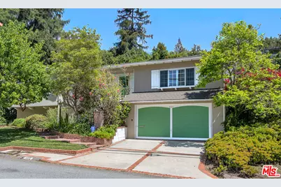 260 N Bundy Dr, Los Angeles, CA 90049 - Photo 1