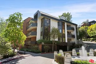 4719 Park Encino Ln, Encino, CA 91436 - Photo 1