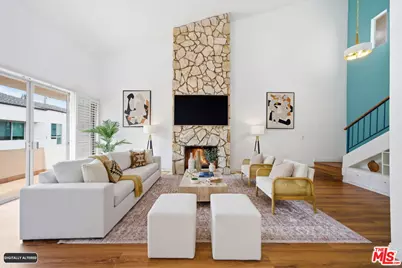 725 S Barrington Ave #304, Los Angeles, CA 90049 - Photo 1