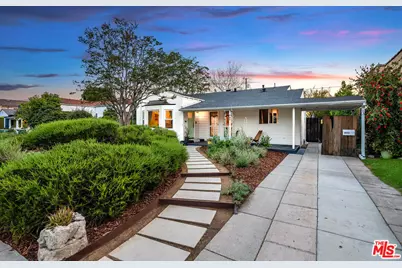849 N Lima St, Burbank, CA 91505 - Photo 1