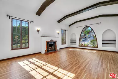 10630 Wellworth Ave, Los Angeles, CA 90024 - Photo 1