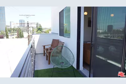 10867 Fruitland Dr #504, Studio City, CA 91604 - Photo 1