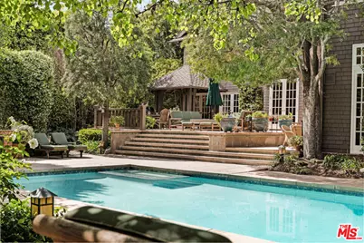 226 Palisades Ave, Santa Monica, CA 90402 - Photo 1