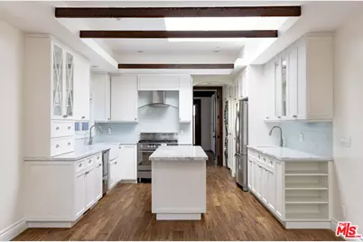 501 Pier Ave, Santa Monica, CA 90405 - Photo 1
