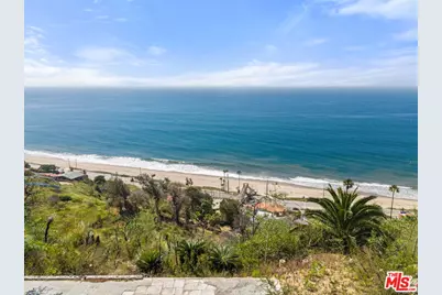 17624 Tramonto Dr, Pacific Palisades, CA 90272 - Photo 1