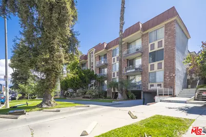 210 S La Fayette Park Pl #102, Los Angeles, CA 90057 - Photo 1