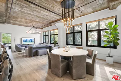 1100 S Grand Ave #A205, Los Angeles, CA 90015 - Photo 1