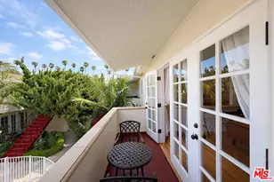 1027 20th St, Santa Monica, CA 90403 - Photo 1