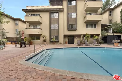 6700 Hillpark Dr #204, Los Angeles, CA 90068 - Photo 1