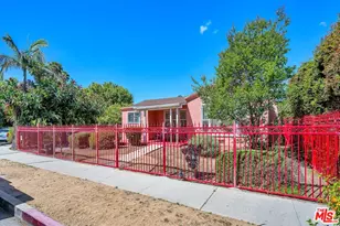 2345 S Garth Ave, Los Angeles, CA 90034 - Photo 1