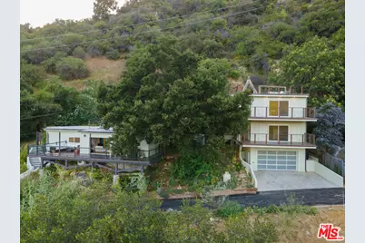 563 Canon View Trl, Topanga, CA 90290 - Photo 1