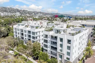 450 N Palm Dr, Beverly Hills, CA 90210 - Photo 1