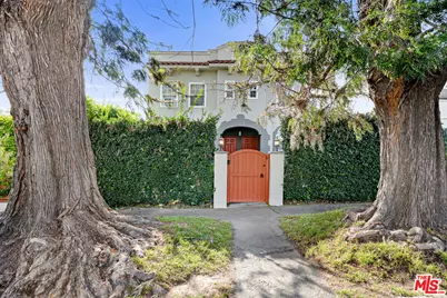 1357 S Cloverdale Ave, Los Angeles, CA 90019 - Photo 1