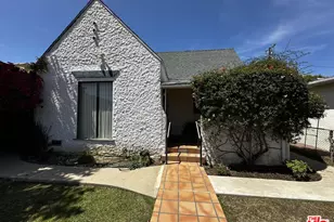 863 Commonwealth Ave, Venice, CA 90291 - Photo 1