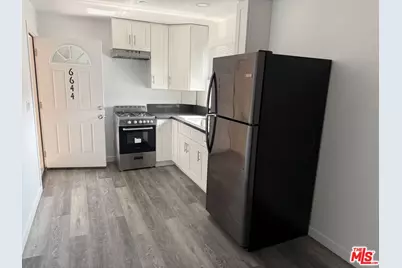 6644 Irvine Ave, North Hollywood, CA 91606 - Photo 1
