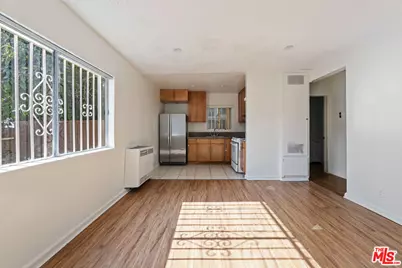 1857 W 24th St #1, Los Angeles, CA 90018 - Photo 1