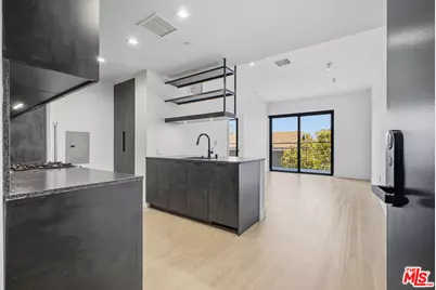 10700 Tabor St #210, Los Angeles, CA 90034 - Photo 1