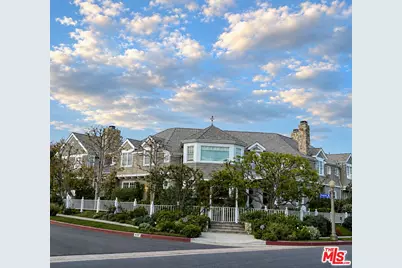 700 Chapala Dr, Pacific Palisades, CA 90272 - Photo 1