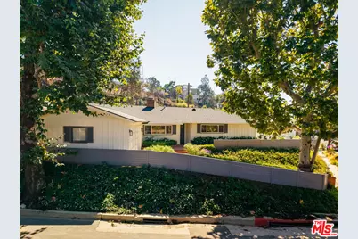 864 Bienveneda Ave, Pacific Palisades, CA 90272 - Photo 1