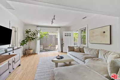 648 Palms Blvd, Venice, CA 90291 - Photo 1