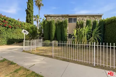 18611 Clark St, Tarzana, CA 91356 - Photo 1