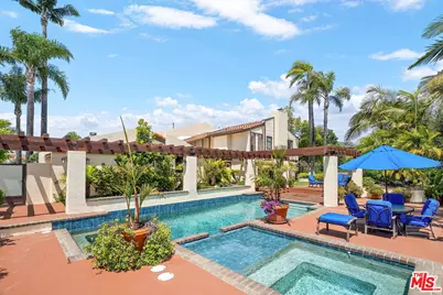 2528 Angelo Dr, Los Angeles, CA 90077 - Photo 1