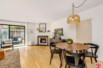 2337 Oak St #4, Santa Monica, CA 90405 - Photo 1