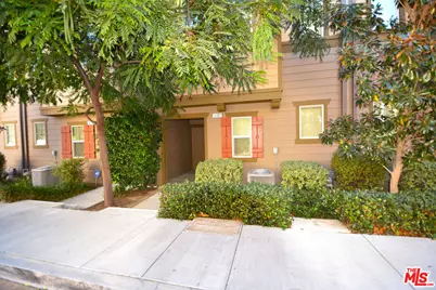 14107 W Birch Ln, Van Nuys, CA 91405 - Photo 1