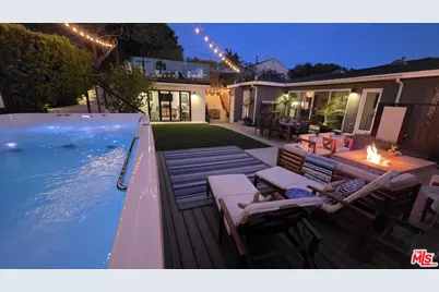 13133 Dewey St, Los Angeles, CA 90066 - Photo 1