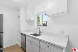 4921 Coldwater Canyon Ave, Sherman Oaks, CA 91423 - Photo 1