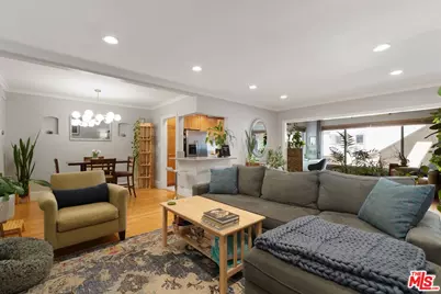 14934 Dickens St #7, Sherman Oaks, CA 91403 - Photo 1