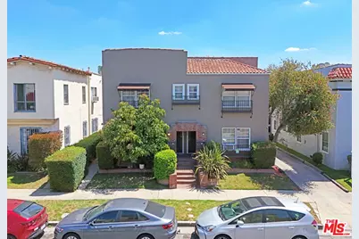 636 N Spaulding Ave, Los Angeles, CA 90036 - Photo 1