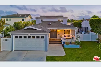 434 W Maple Ave, El Segundo, CA 90245 - Photo 1