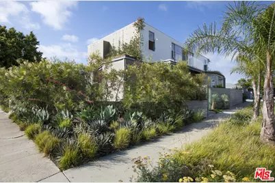 1850 Walgrove Ave, Los Angeles, CA 90066 - Photo 1