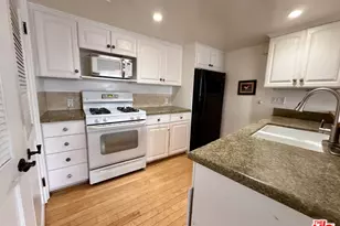 7025 Glade Ave, Canoga Park, CA 91303 - Photo 1