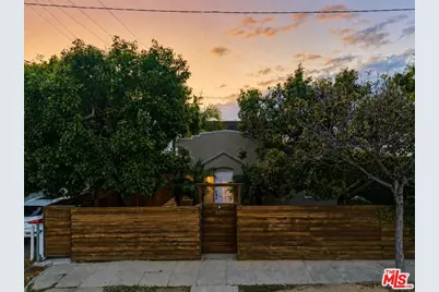 817 Broadway St, Venice, CA 90291 - Photo 1